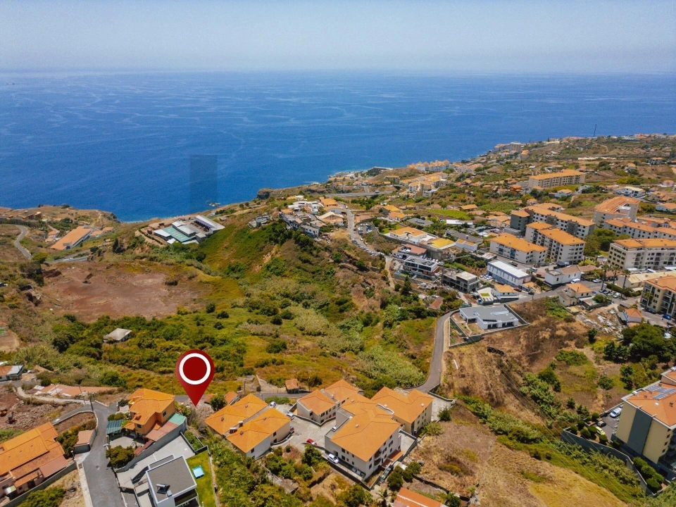Terreno para Venda em Caniço Foto 12
