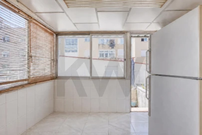 Apartamento T2 para Venda em Benfica