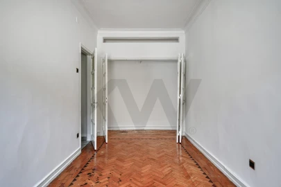 Apartamento T2 para Venda em Benfica