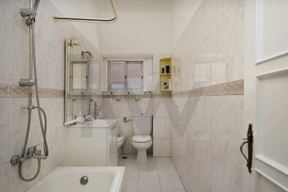Apartamento T2 para Venda em Benfica