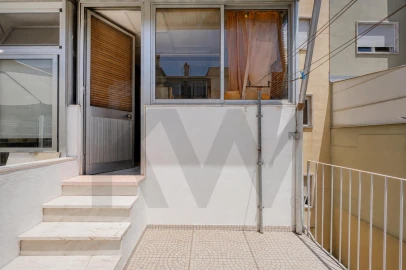 Apartamento T2 para Venda em Benfica