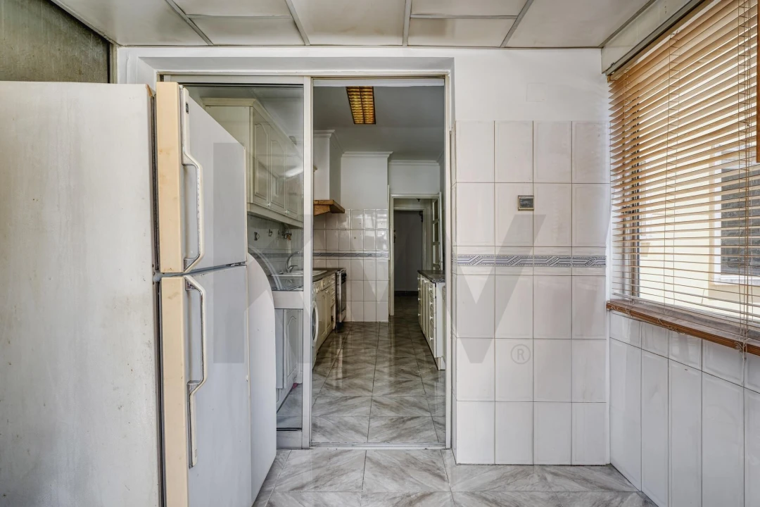 Apartamento T2 para Venda em Benfica Foto 24