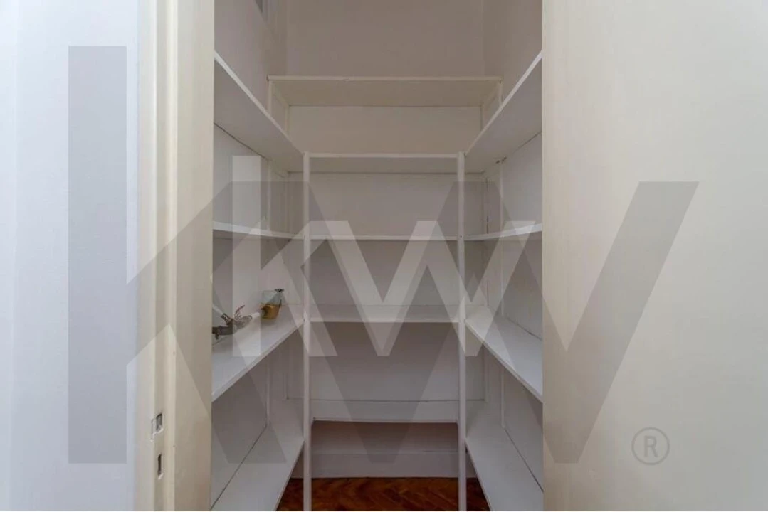 Apartamento T4 para Arrendamento em Arroios Foto 27