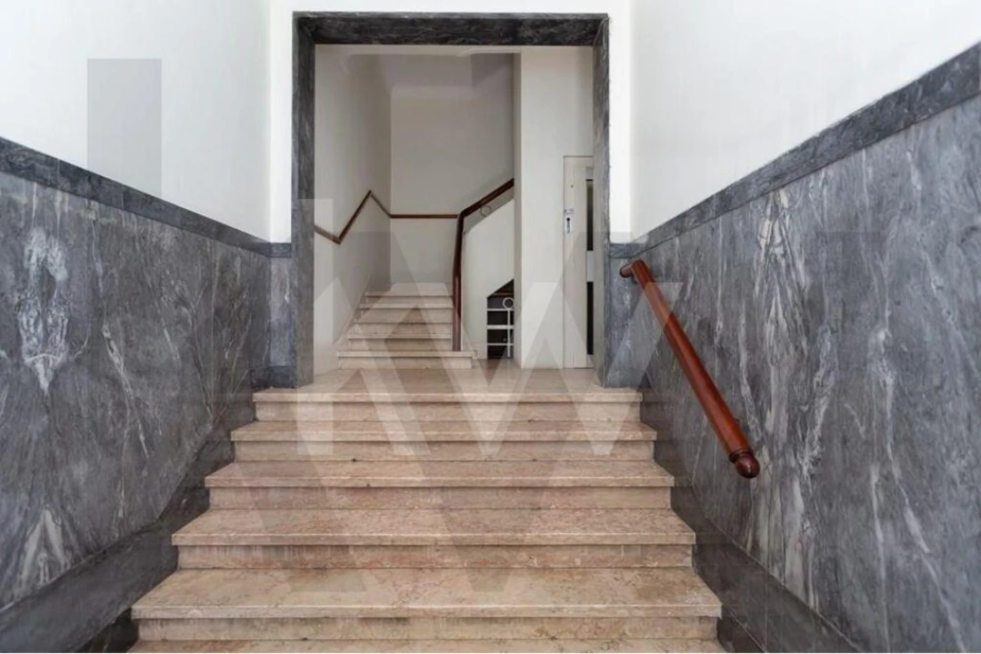 Apartamento T4 para Arrendamento em Arroios Foto 3