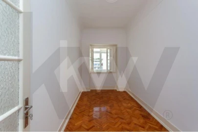 Apartamento T4 para Arrendamento em Arroios