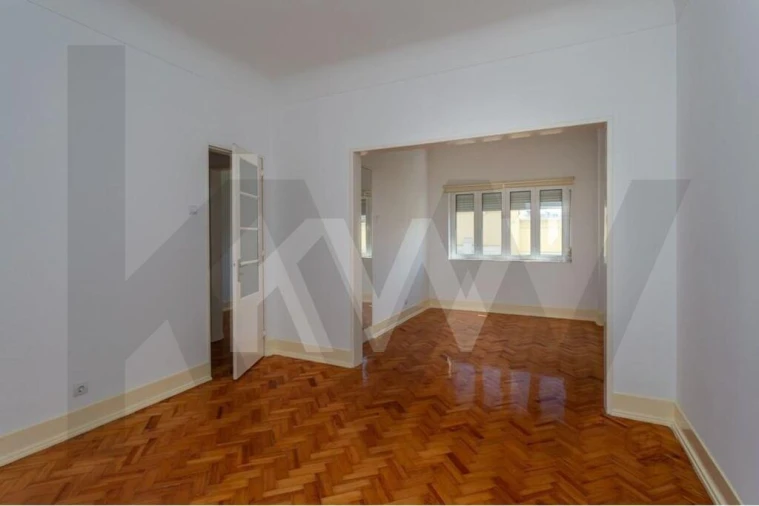 Apartamento T4 para Arrendamento em Arroios Foto 13