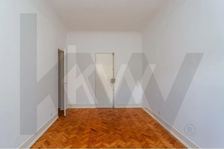 Apartamento T4 para Arrendamento em Arroios Foto 8