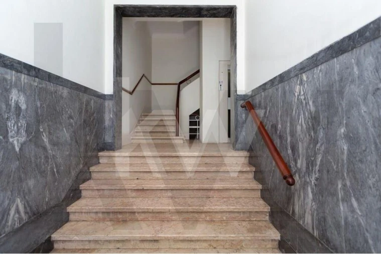 Apartamento T4 para Arrendamento em Arroios Foto 3