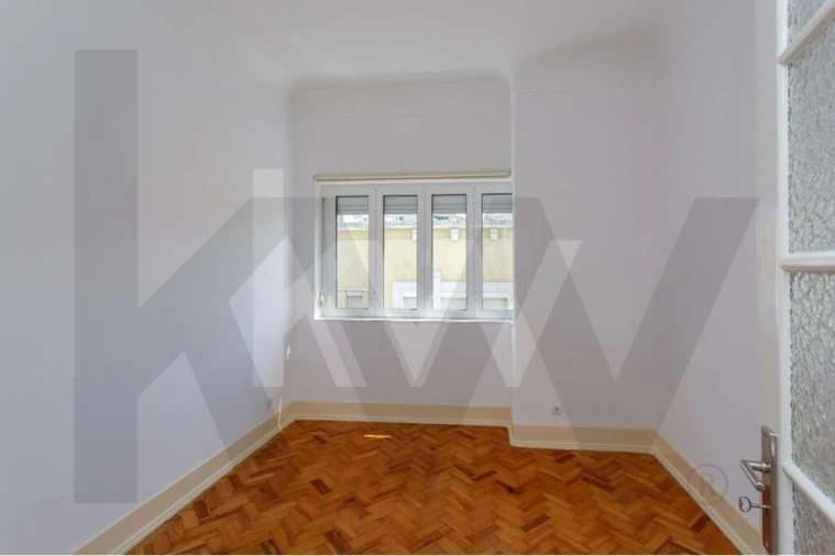 Apartamento T4 para Arrendamento em Arroios Foto 10