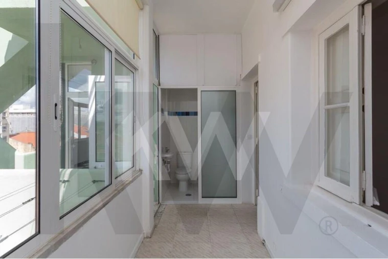 Apartamento T4 para Arrendamento em Arroios Foto 33