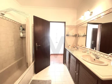 Moradia T4 para Venda em Ericeira