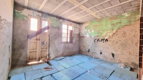 Moradia T2 para Venda em São Bernardo