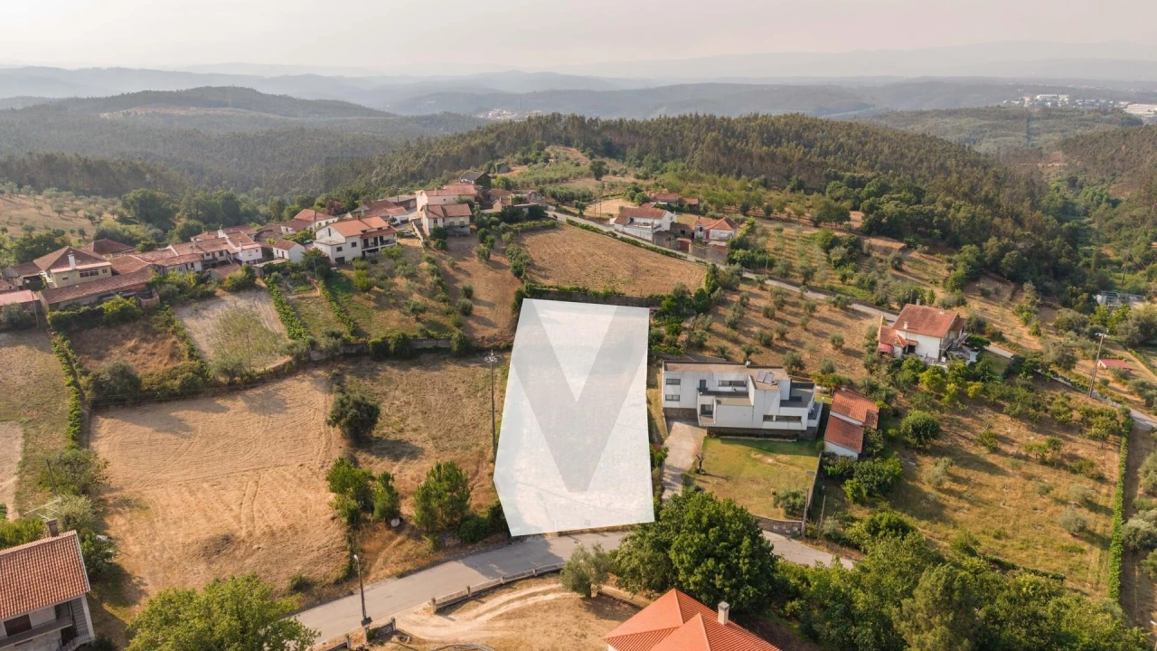 Terreno para Venda em Oliveira do Mondego e Travanca do Mondego Foto 1