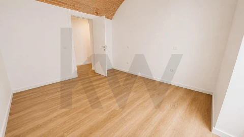 Apartamento T1 para Venda em Misericórdia