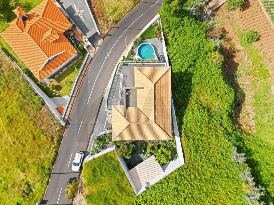 Moradia T3 para Venda em Canhas Foto 48