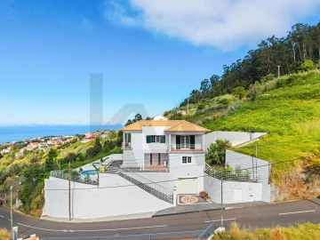Moradia T3 para Venda em Canhas
