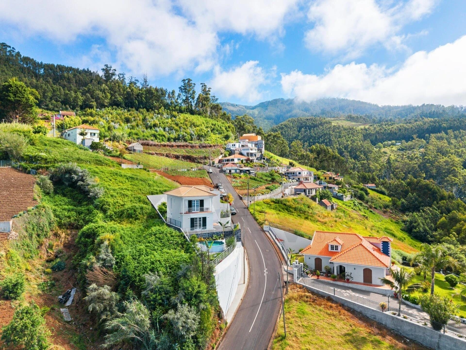 Moradia T3 para Venda em Canhas Foto 52