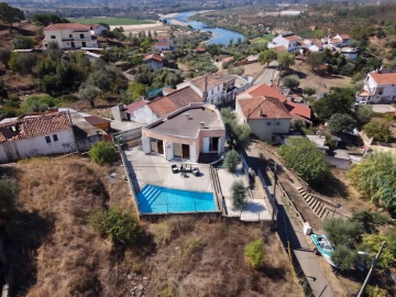 Moradia T3 para Venda em Ortiga