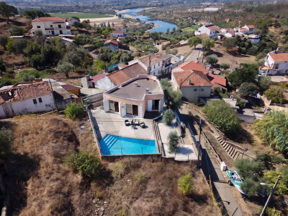 Moradia T3 para Venda em Ortiga Foto 38