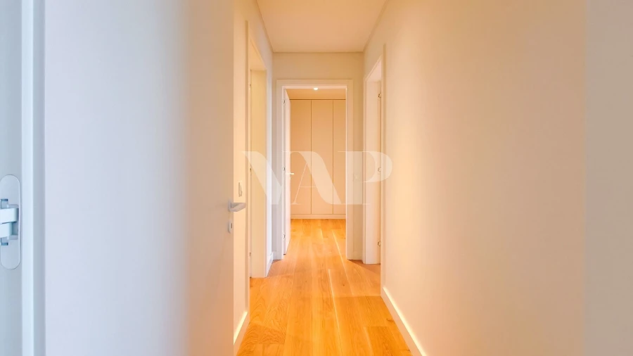 Apartamento T2 para Venda em Quarteira Foto 7