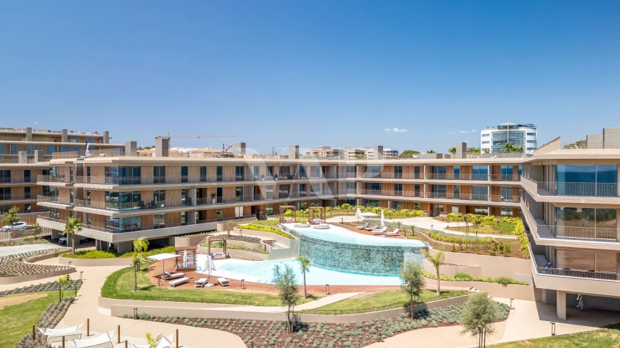 Apartamento T2 para Venda em Quarteira Foto 28