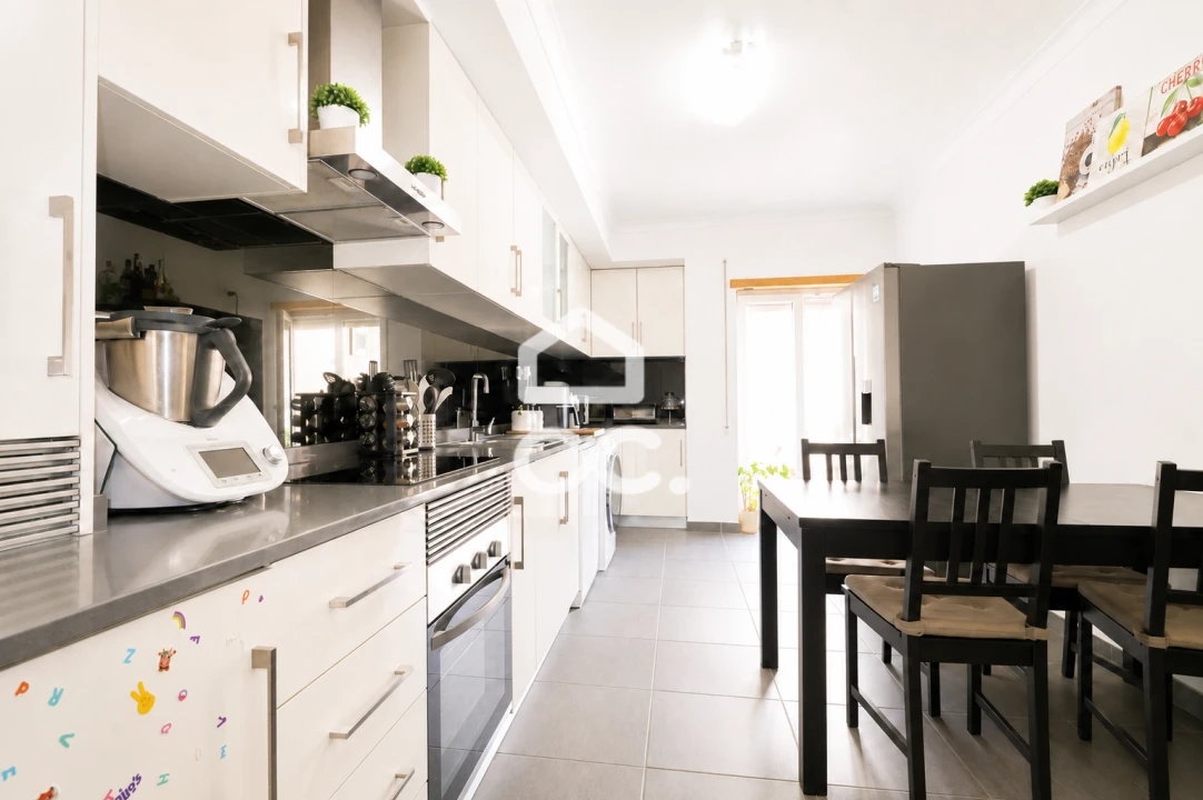 Apartamento T3 para Venda em Condeixa-A-Velha e Condeixa-A-Nova Foto 4