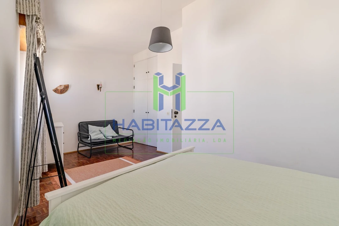 Apartamento T2 para Arrendamento em Lagos (São Sebastião e Santa Maria) Foto 21