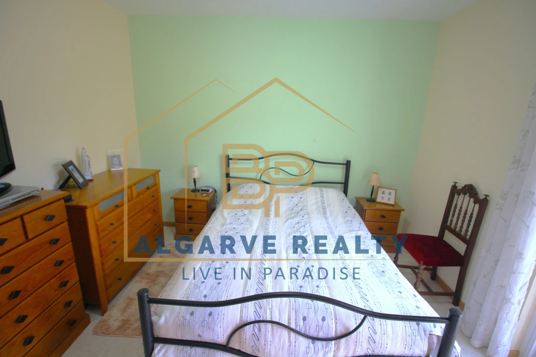 Apartamento T2 para Venda em Portimão Foto 11
