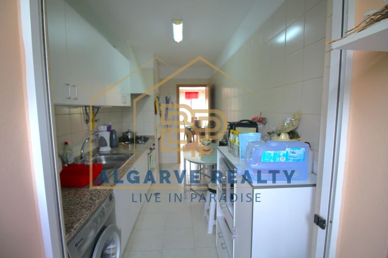 Apartamento T2 para Venda em Portimão Foto 8