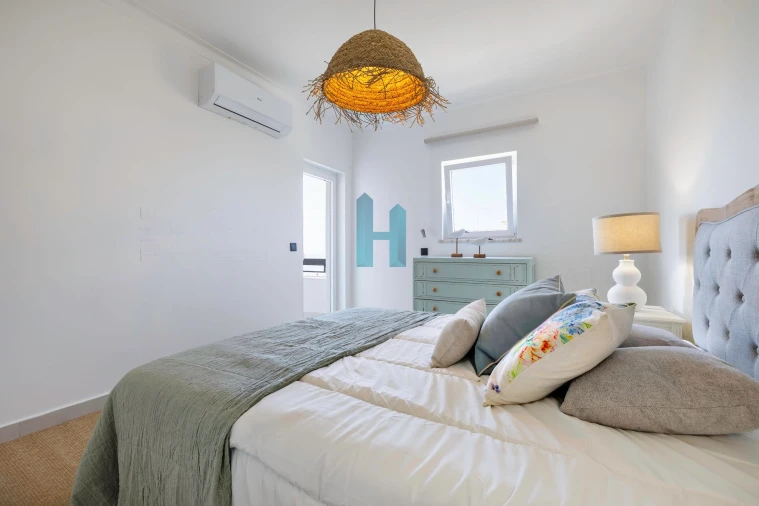 Apartamento T2 para Venda em Portimão Foto 17