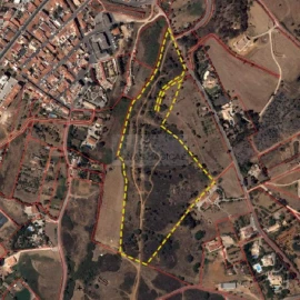Terreno para Venda em Odiaxere