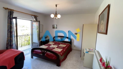 Moradia T4 para Venda em Santo Andre das Tojeiras