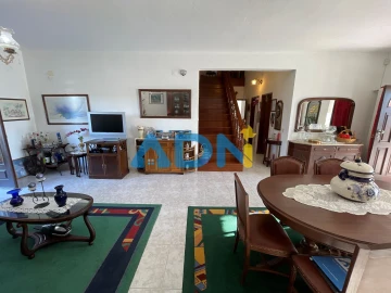 Moradia T4 para Venda em Santo Andre das Tojeiras