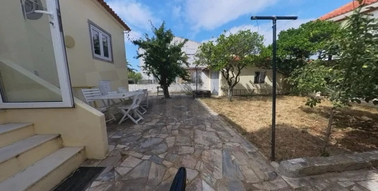 Moradia T3 para Venda em Algueirão-Mem Martins