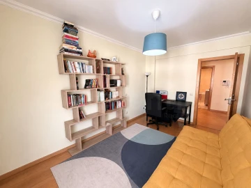 Apartamento T3 para Arrendamento em Alcabideche