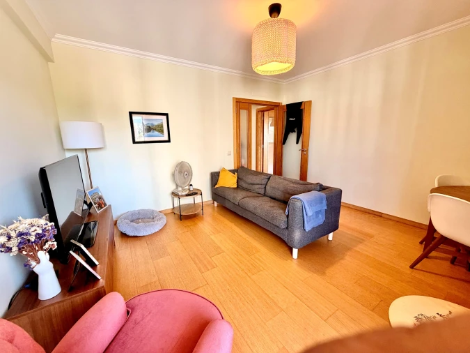 Apartamento T3 para Arrendamento em Alcabideche Foto 4