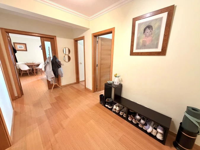 Apartamento T3 para Arrendamento em Alcabideche Foto 2