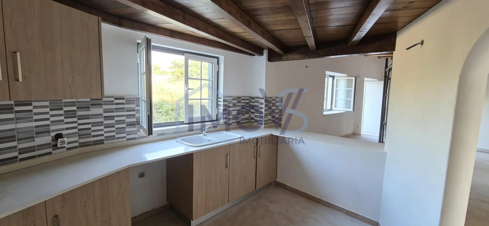 Moradia T2 para Arrendamento em Aguas Belas Foto 7
