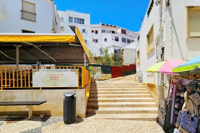 Terreno para Venda em Albufeira e Olhos de Água