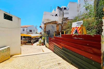 Terreno para Venda em Albufeira e Olhos de Água