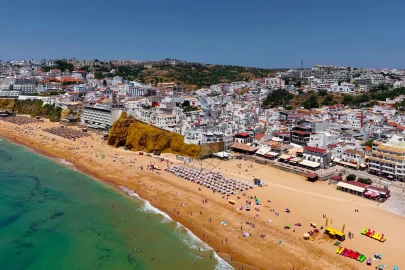 Terreno para Venda em Albufeira e Olhos de Água