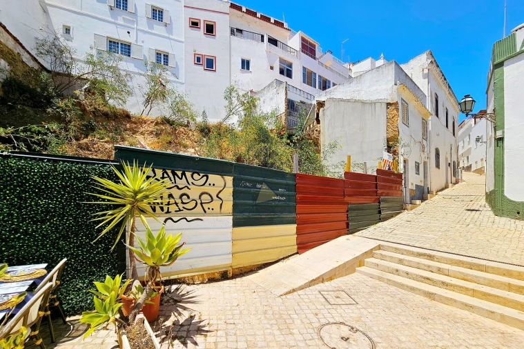 Terreno para Venda em Albufeira e Olhos de Água Foto 10