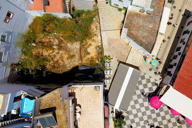Terreno para Venda em Albufeira e Olhos de Água Foto 2