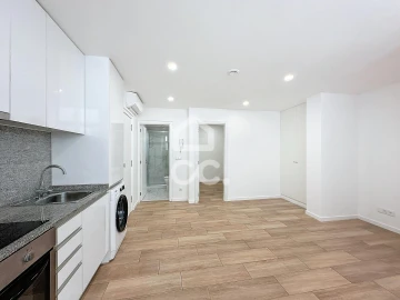 Apartamento T1 para Venda em Santa Maria Maior