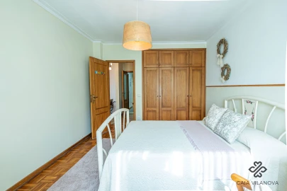 Apartamento T2 para Venda em Santa Maria da Feira, Travanca, Sanfins e Espargo