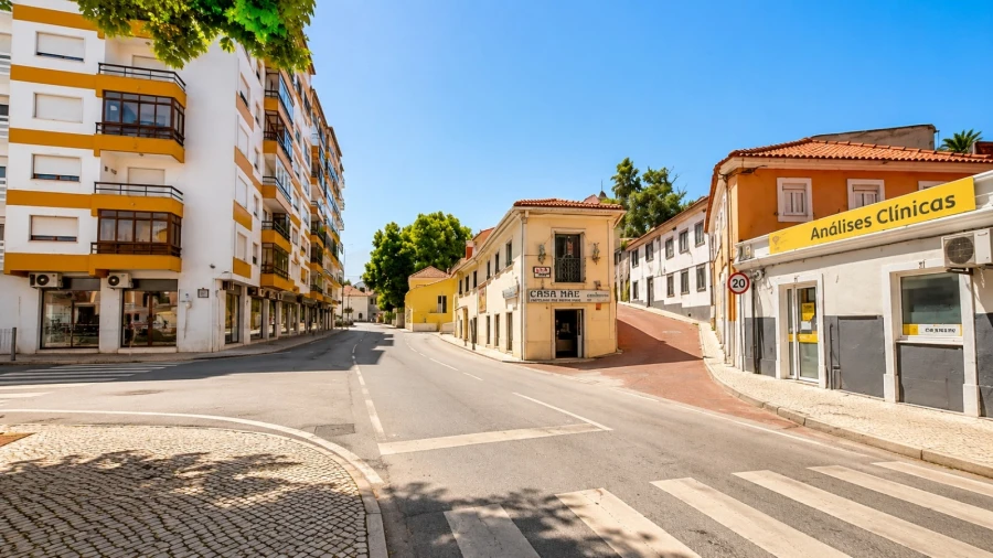 Apartamento T2 para Venda em Agualva e Mira-Sintra Foto 2