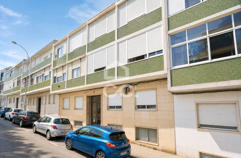 Apartamento para Venda em Águas Livres Foto 8
