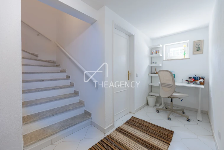 Moradia T4 para Venda em Quarteira Foto 34