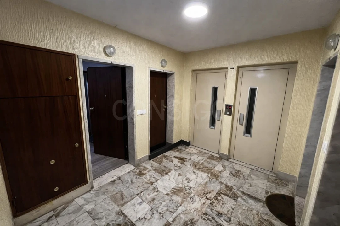 Apartamento T2 para Venda em Agualva e Mira-Sintra Foto 37