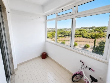 Apartamento T2 para Venda em Agualva e Mira-Sintra